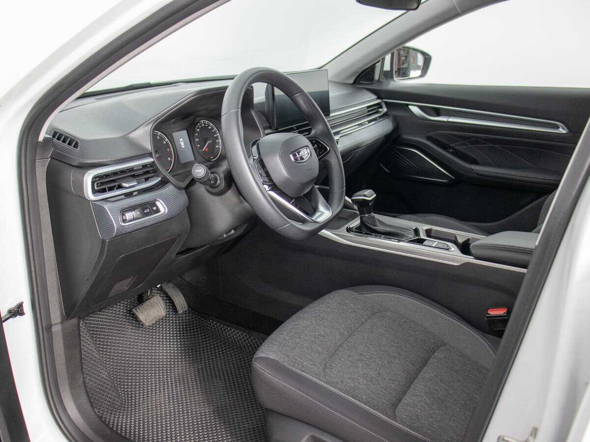 Джили Эмгранд б/у, 2023, Автоматическая. Фото: #9