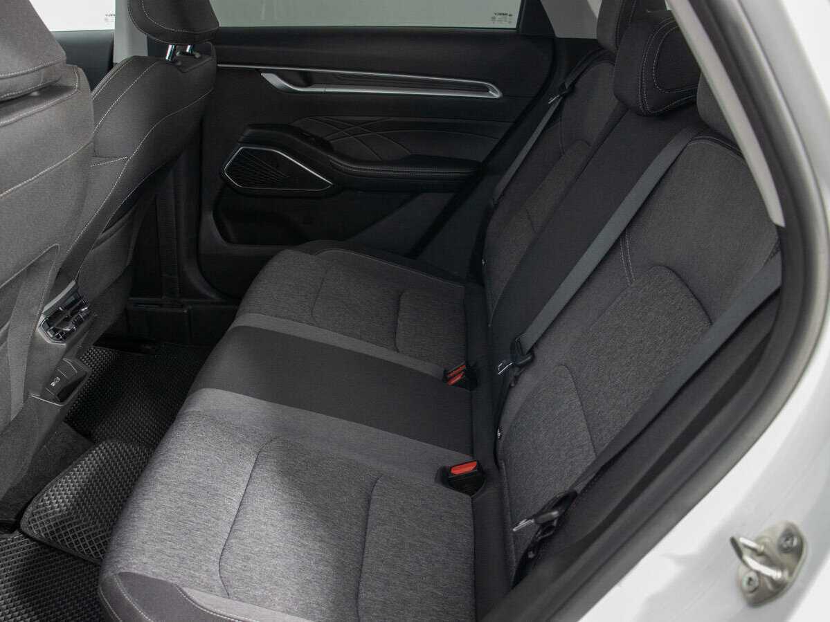 Джили Эмгранд б/у, 2023, Автоматическая. Фото: #10