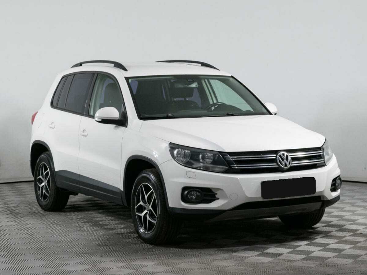 Volkswagen Tiguan б/у, 2013, Автоматическая. Фото: #2