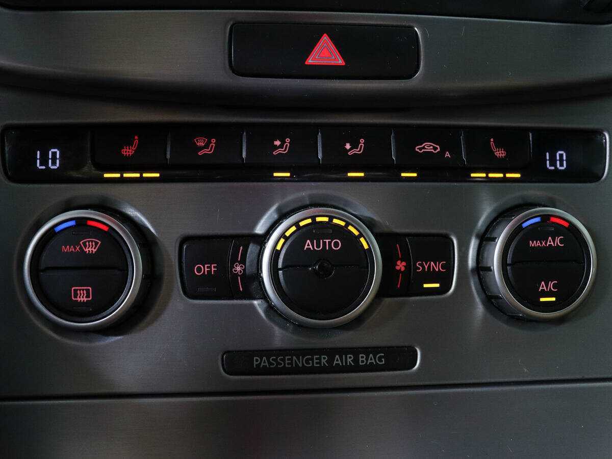 Volkswagen Passat CC б/у, 2013, Роботизированная. Фото: #14