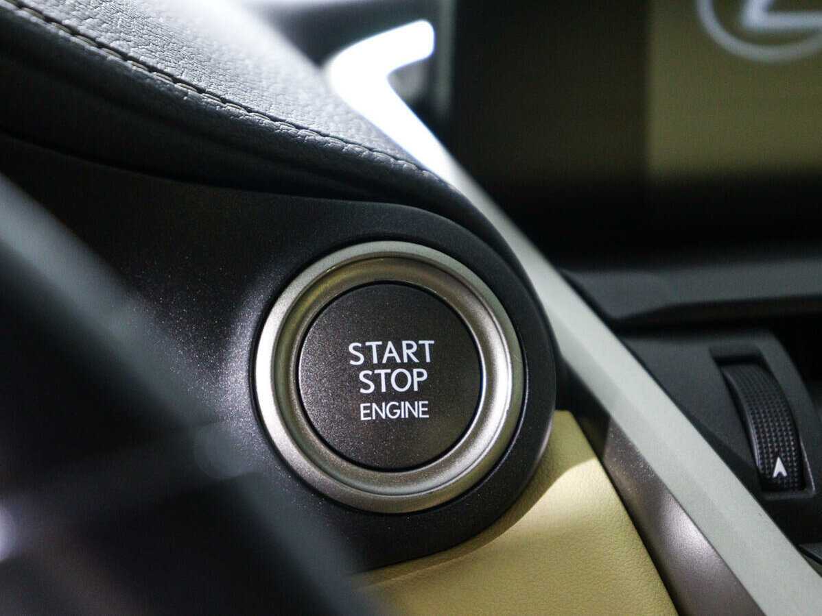 Lexus NX б/у, 2017, Вариатор. Фото: #13