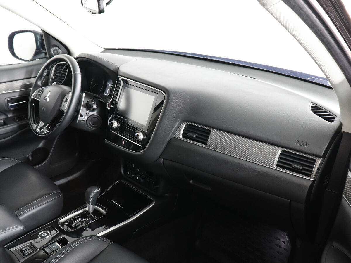 Mitsubishi Outlander б/у, 2022, Вариатор. Фото: #9