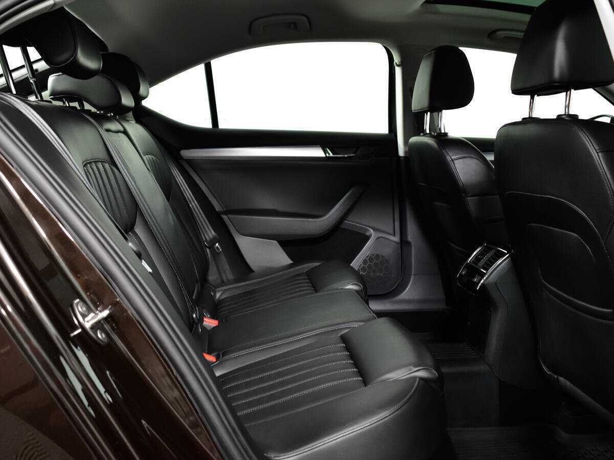 Skoda Superb б/у, 2016, Роботизированная. Фото: #9