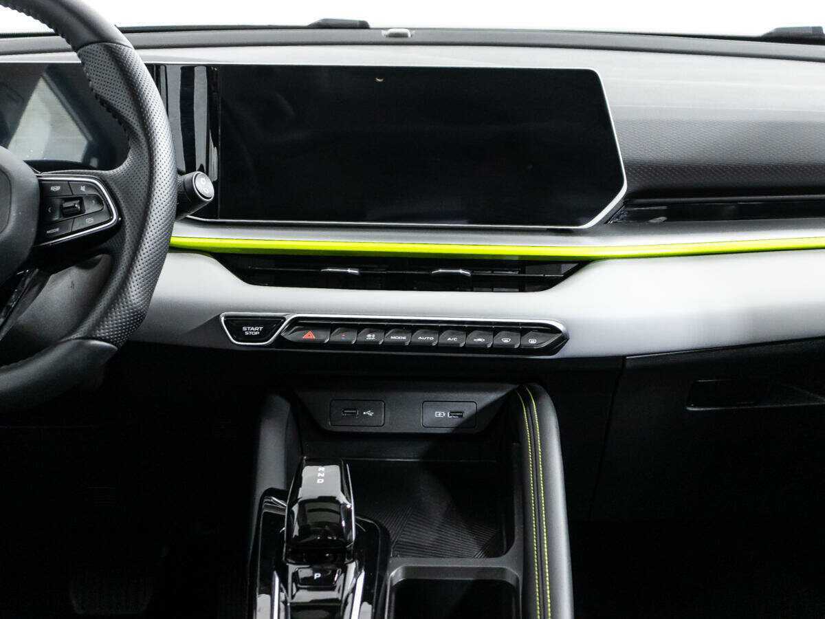 Джили Кулрэй б/у, 2023, Роботизированная. Фото: #13