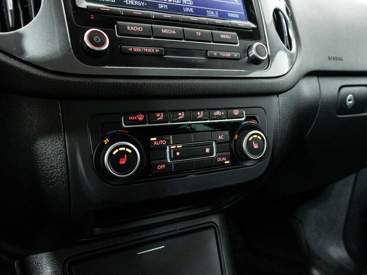Volkswagen Tiguan б/у, 2012, Автоматическая. Фото: #15