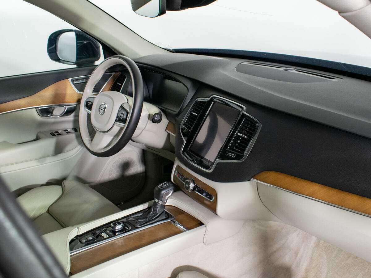 Volvo XC90 б/у, 2015, Автоматическая. Фото: #8