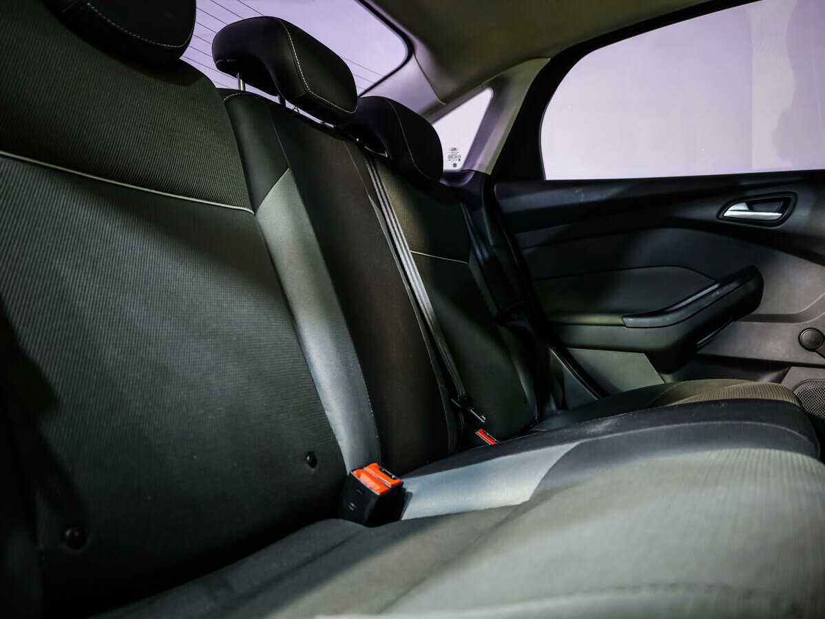 Форд Фокус б/у, 2013, Механическая. Фото: #11