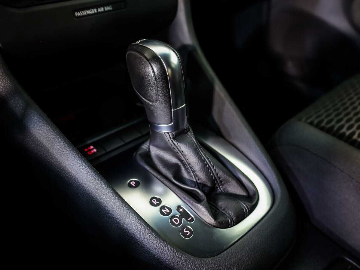 Volkswagen Golf б/у, 2012, Роботизированная. Фото: #14