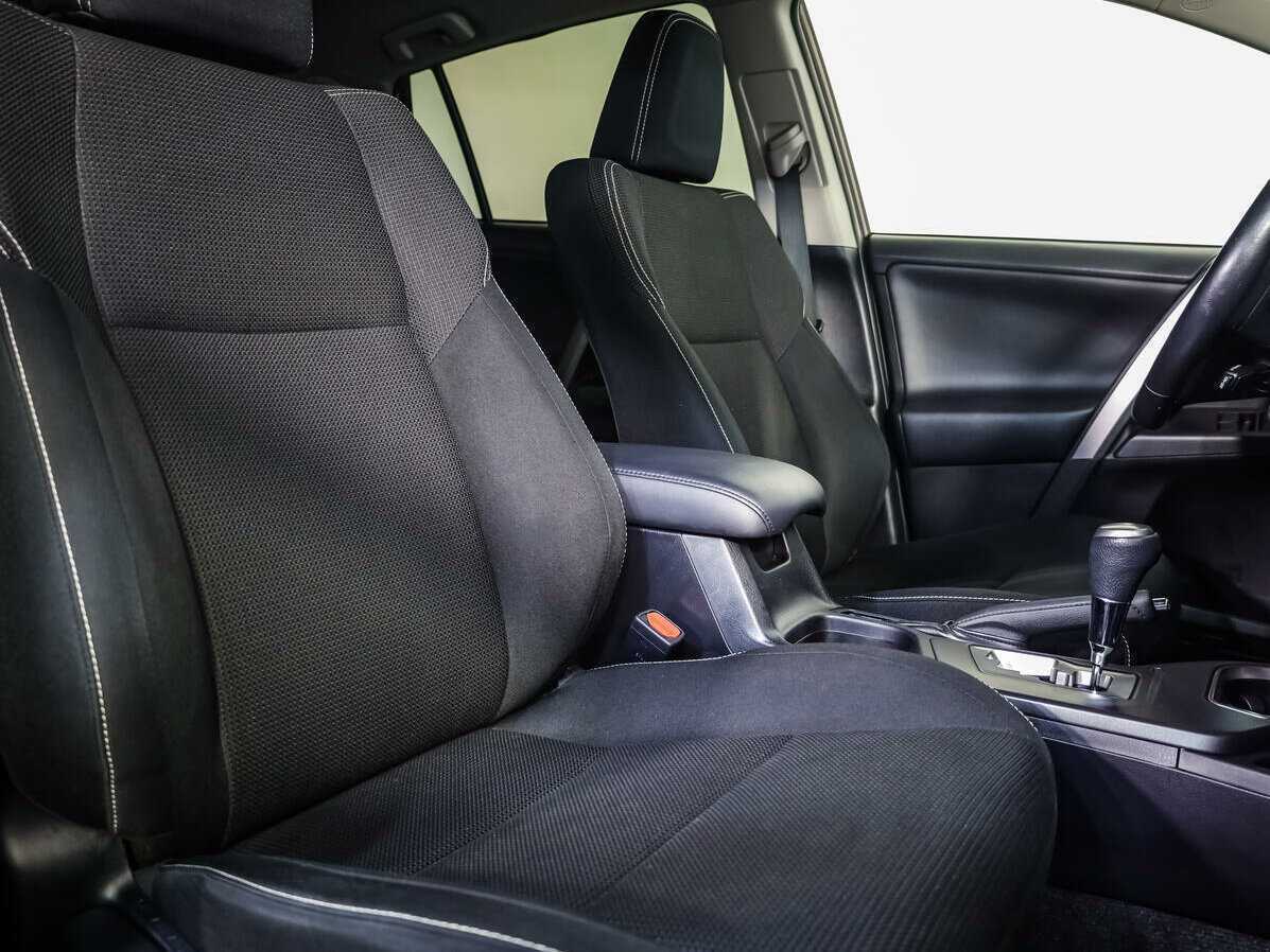 Тойота Рав4 б/у, 2015, Автоматическая. Фото: #10