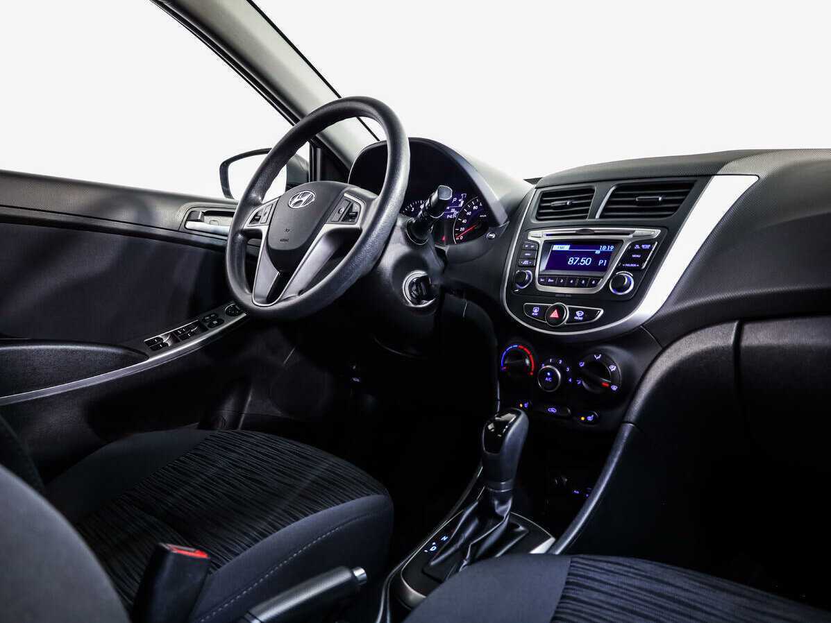 Хендай Солярис б/у, 2015, Автоматическая. Фото: #7