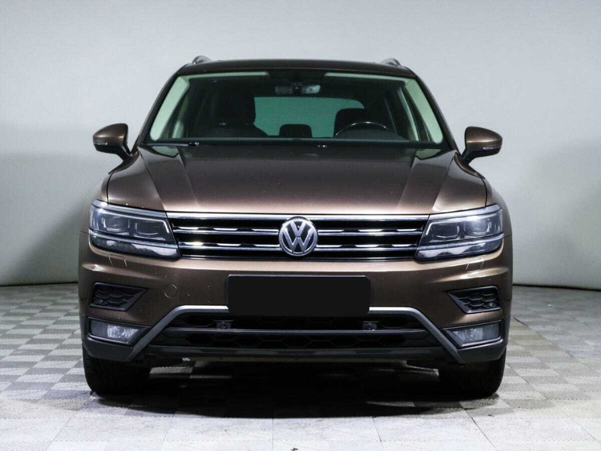 Volkswagen Tiguan б/у, 2017, Роботизированная. Фото: #1