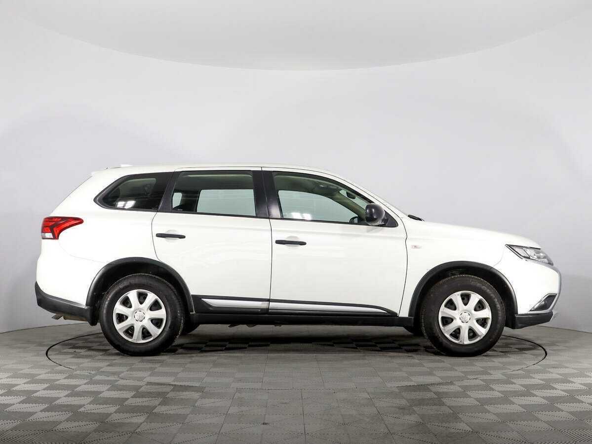 Митсубиши Оутлэндер б/у, 2018, Вариатор. Фото: #3