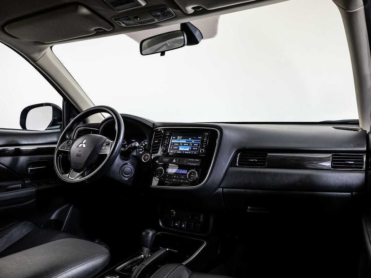 Митсубиши Оутлэндер б/у, 2017, Вариатор. Фото: #8