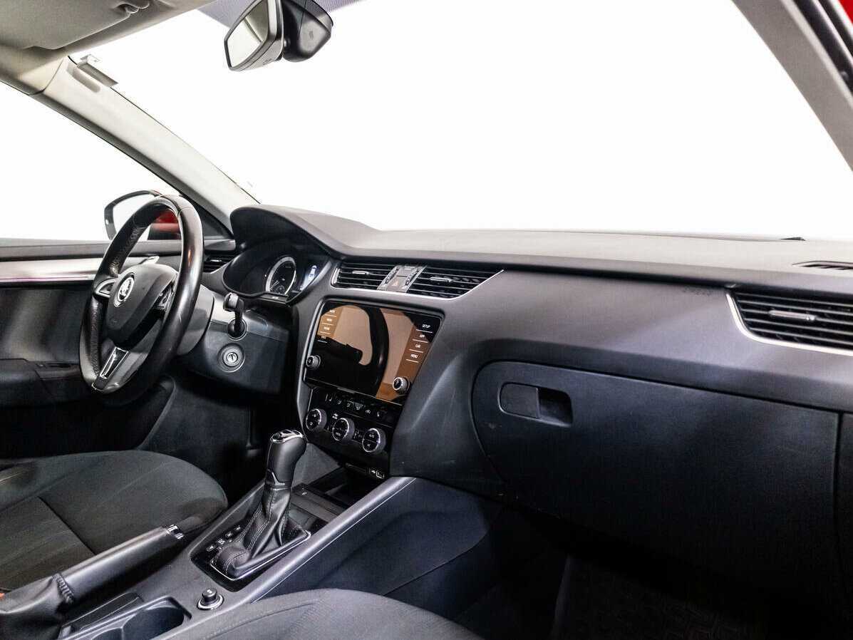 Шкода Октавия б/у, 2017, Автоматическая. Фото: #7