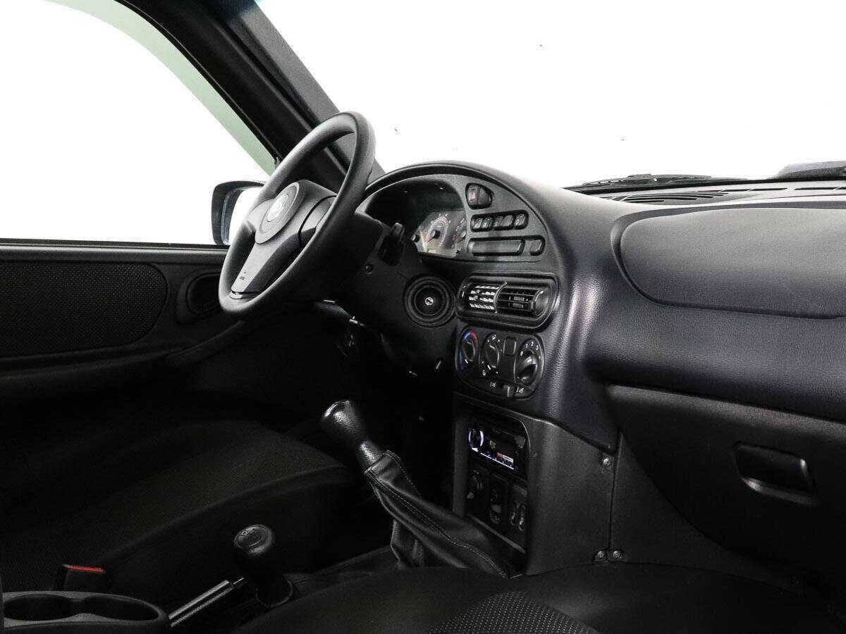 Lada (ВАЗ) Niva б/у, 2021, Механическая. Фото: #6