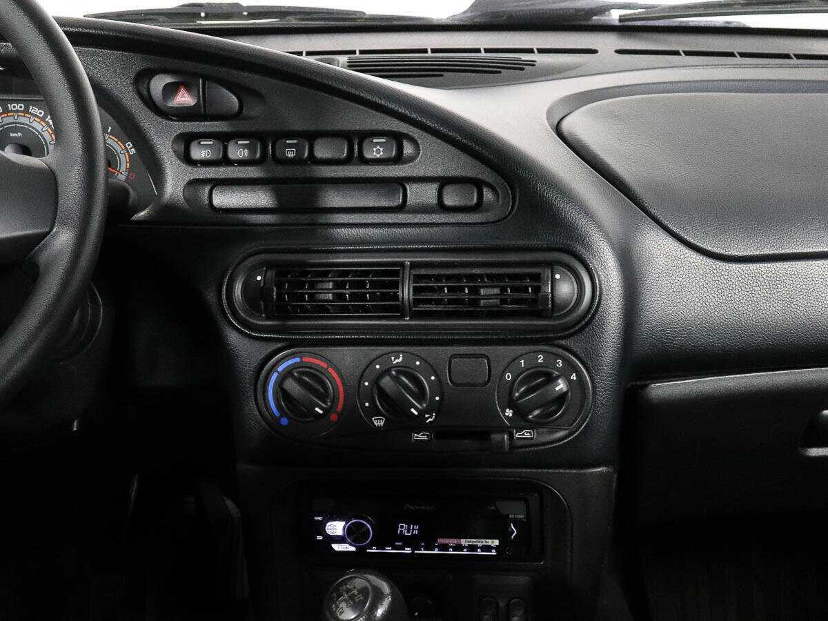 Lada (ВАЗ) Niva б/у, 2021, Механическая. Фото: #10