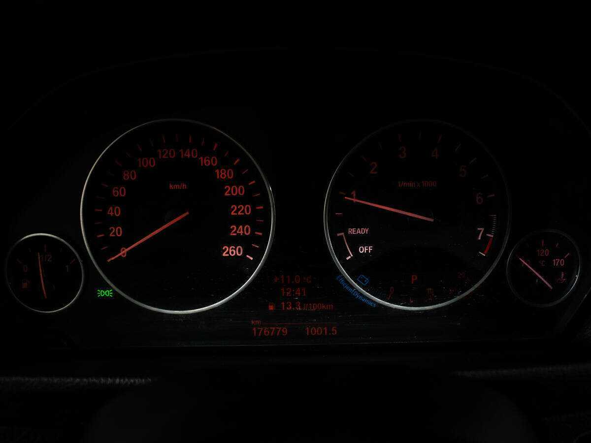 БМВ 3 серии б/у, 2013, Автоматическая. Фото: #10