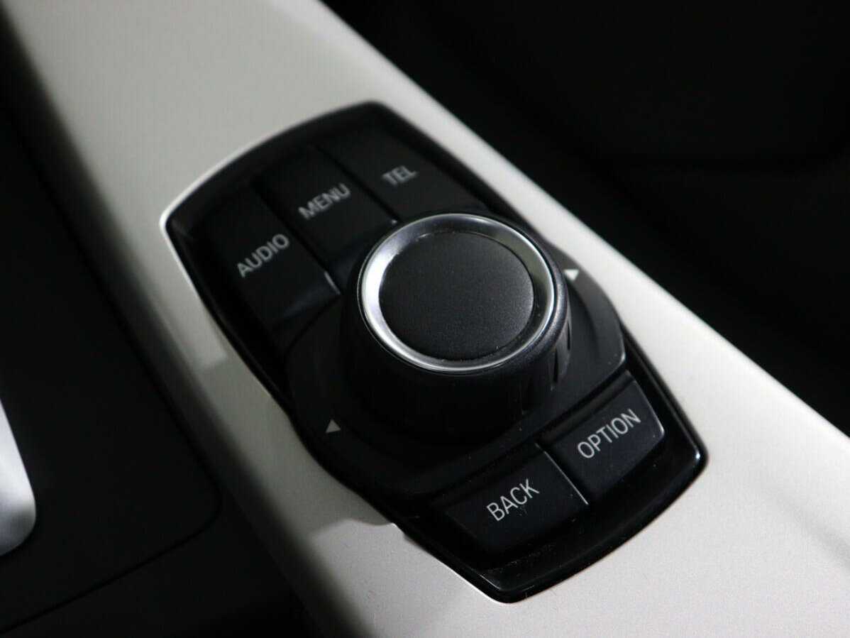 БМВ 3 серии б/у, 2013, Автоматическая. Фото: #13