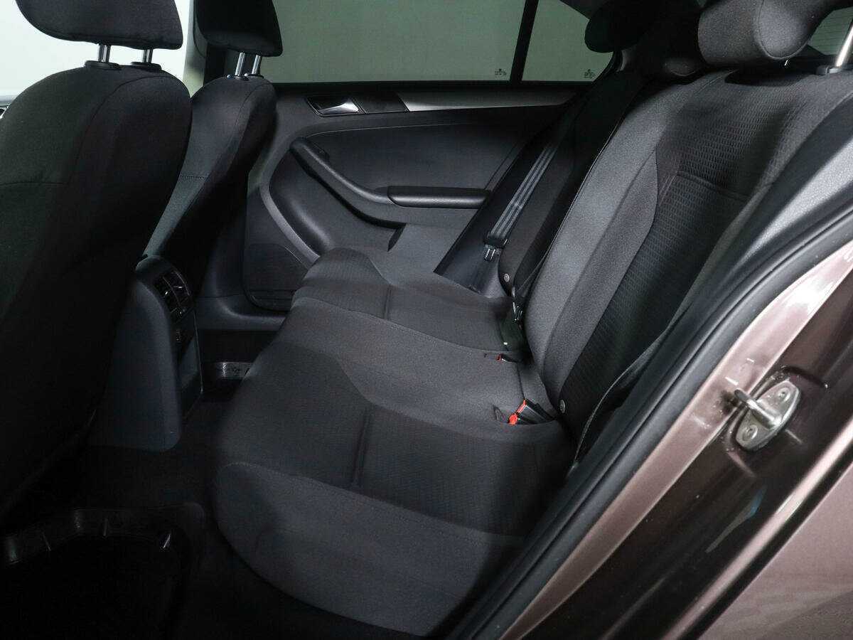 Volkswagen Jetta б/у, 2015, Автоматическая. Фото: #7