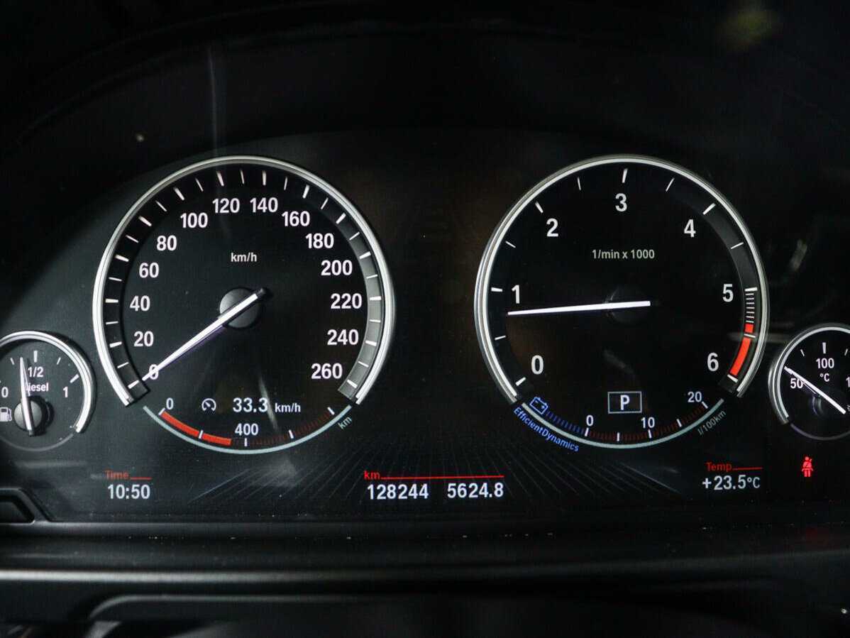 БМВ 5 серии б/у, 2016, Автоматическая. Фото: #8