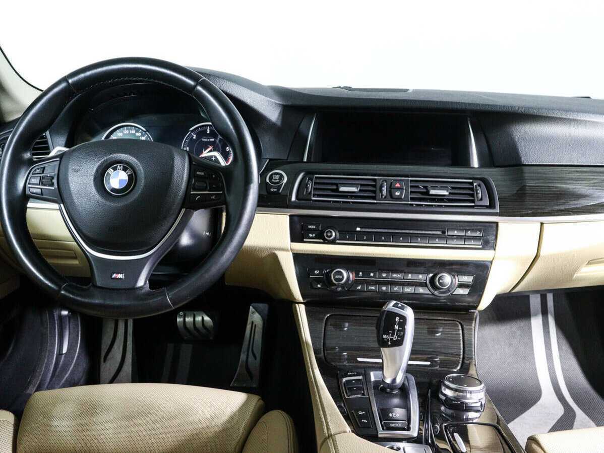 БМВ 5 серии б/у, 2016, Автоматическая. Фото: #11