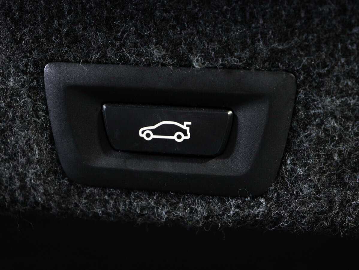 БМВ 5 серии б/у, 2016, Автоматическая. Фото: #14