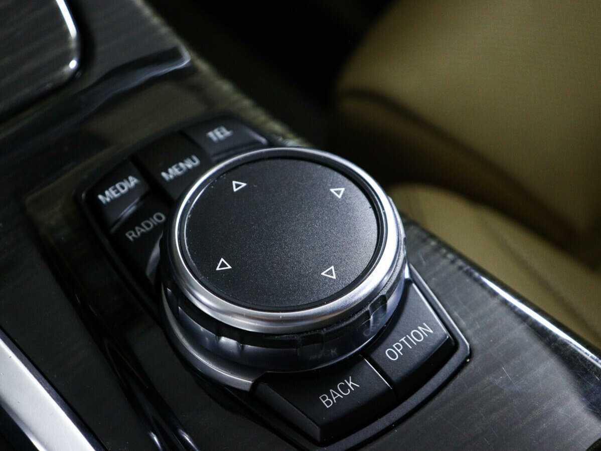 БМВ 5 серии б/у, 2016, Автоматическая. Фото: #21