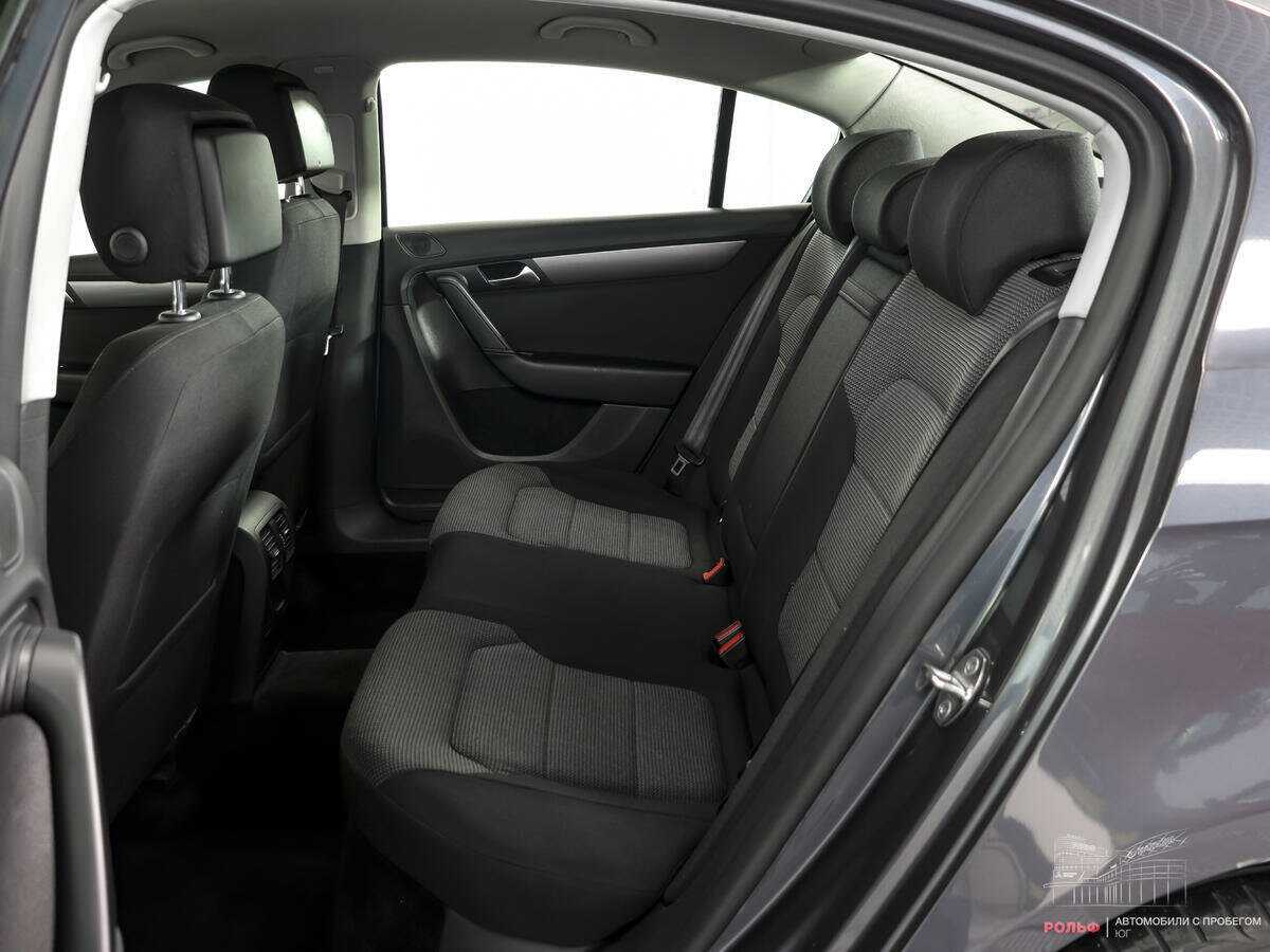 Фольксваген Пассат б/у, 2012, Механическая. Фото: #8