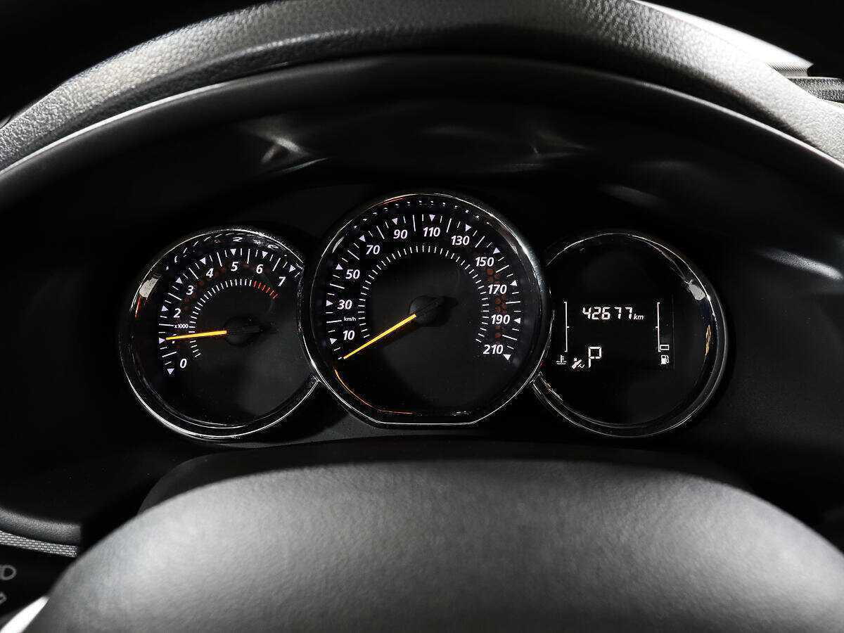 Рено Логан б/у, 2020, Автоматическая. Фото: #9