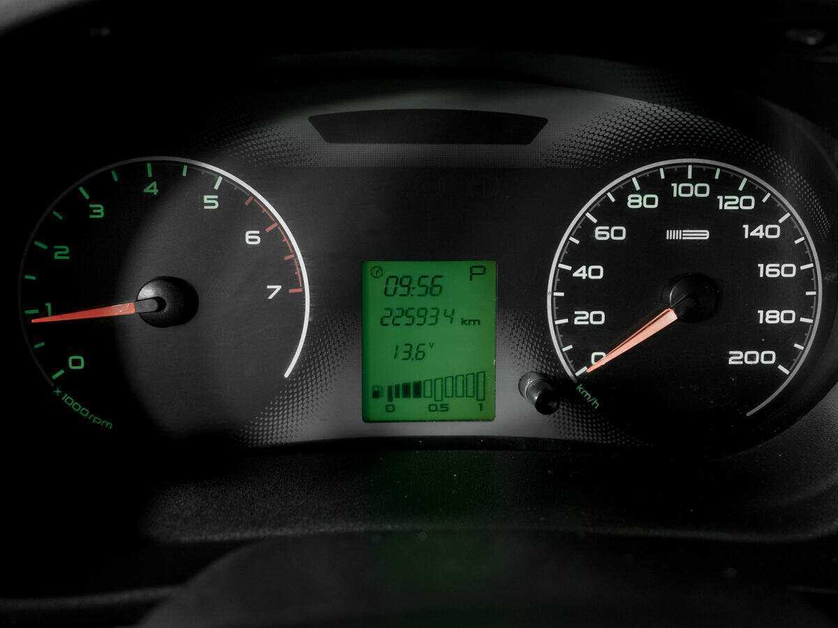 Лада (ВАЗ) Гранта б/у, 2012, Автоматическая. Фото: #10