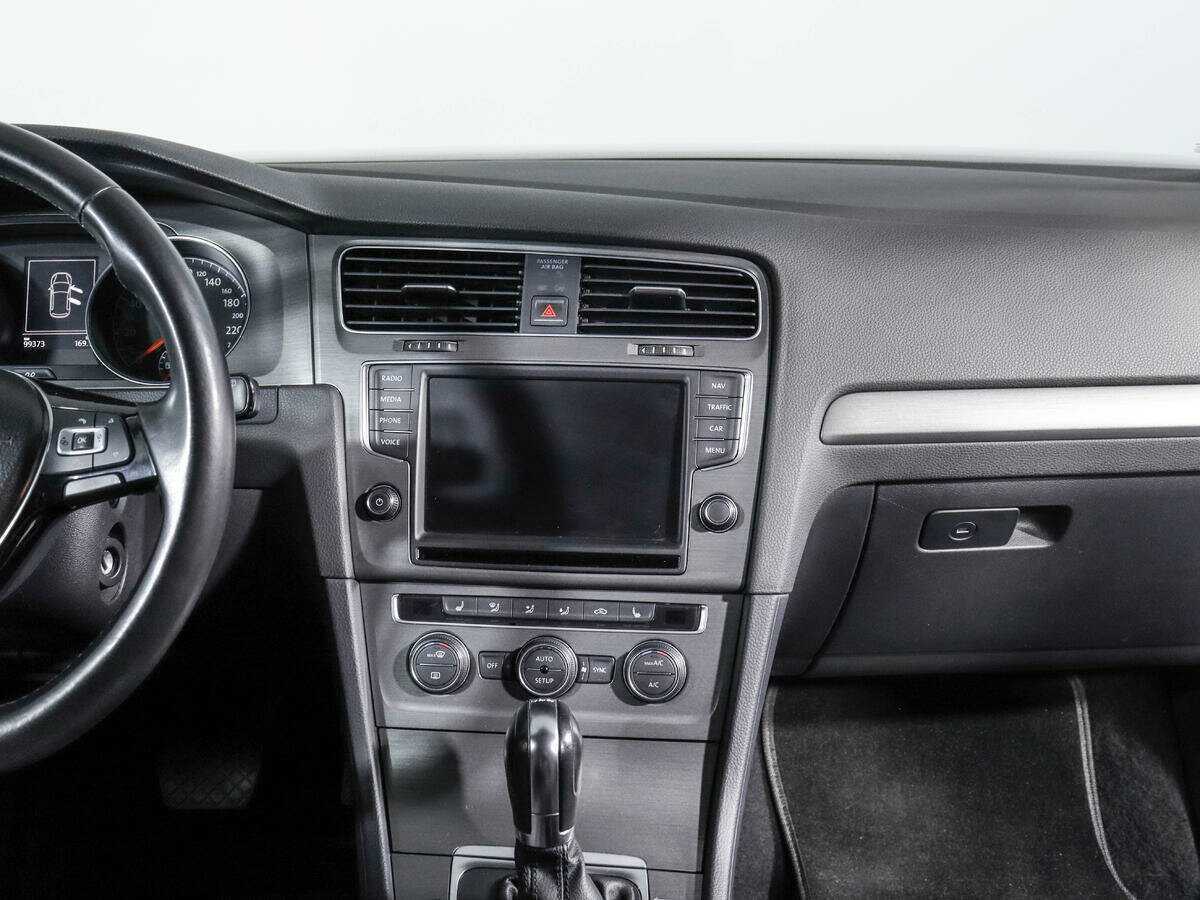 Volkswagen Golf б/у, 2013, Роботизированная. Фото: #10