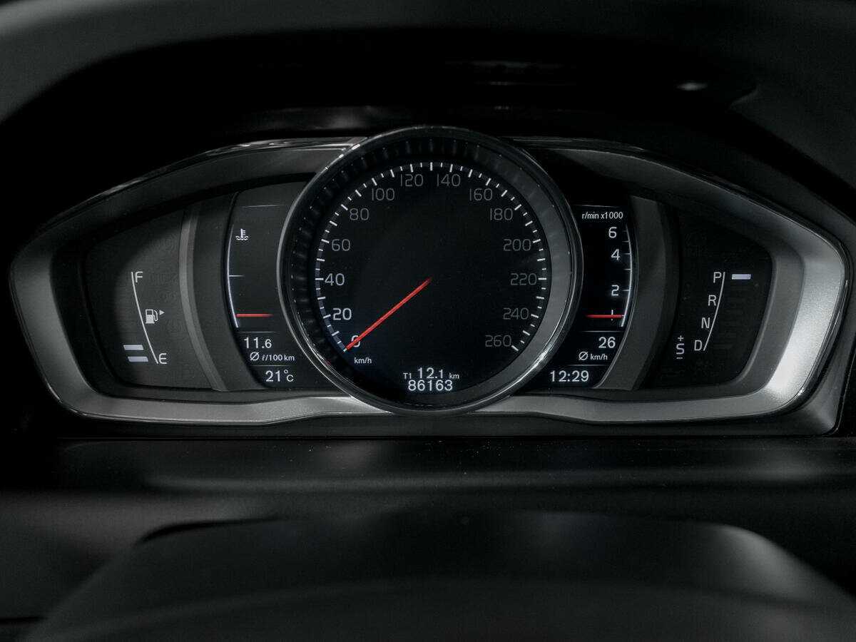 Volvo XC60 б/у, 2016, Автоматическая. Фото: #10