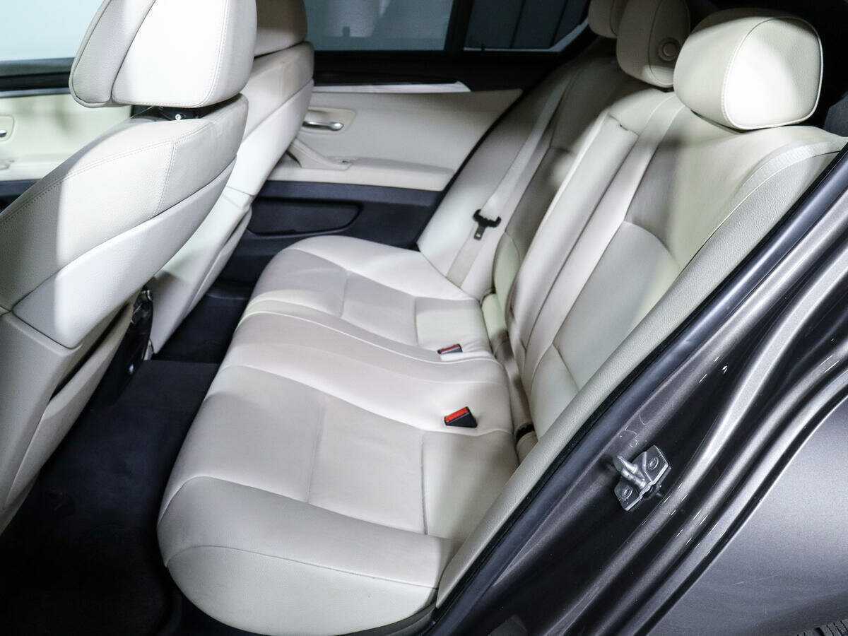 БМВ 5 серии б/у, 2012, Автоматическая. Фото: #9