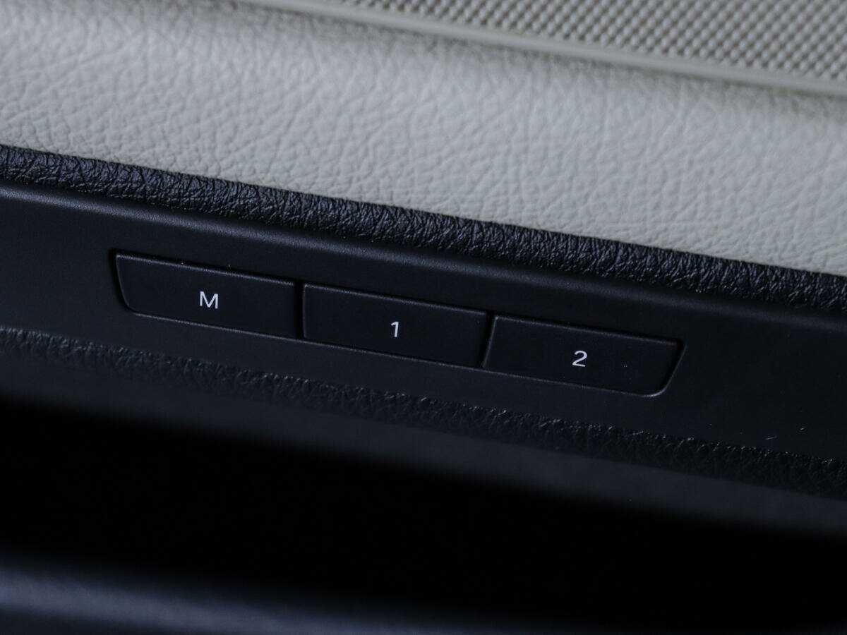 БМВ 5 серии б/у, 2012, Автоматическая. Фото: #19