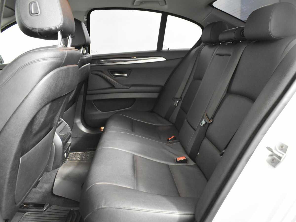 БМВ 5 серии б/у, 2016, Автоматическая. Фото: #7