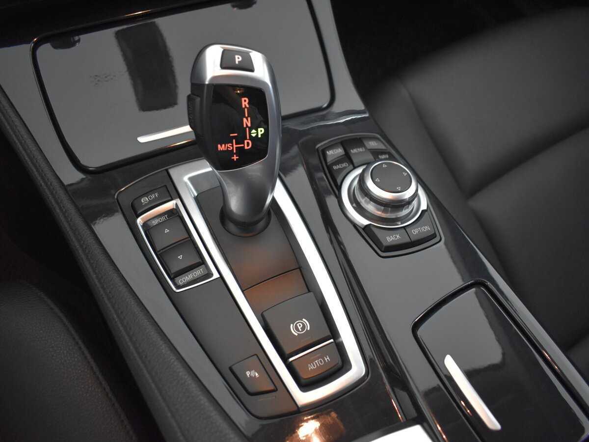 БМВ 5 серии б/у, 2016, Автоматическая. Фото: #13