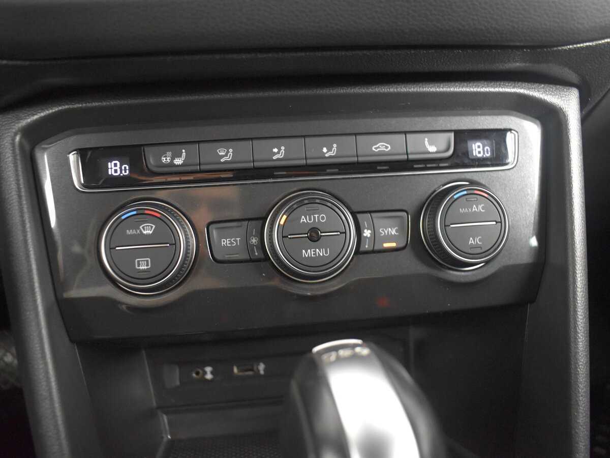 Volkswagen Tiguan б/у, 2017, Роботизированная. Фото: #24