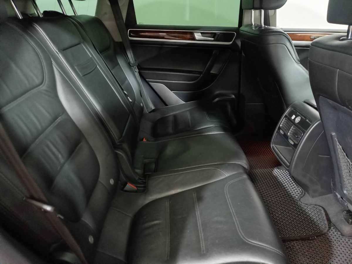 Volkswagen Touareg б/у, 2013, Автоматическая. Фото: #10