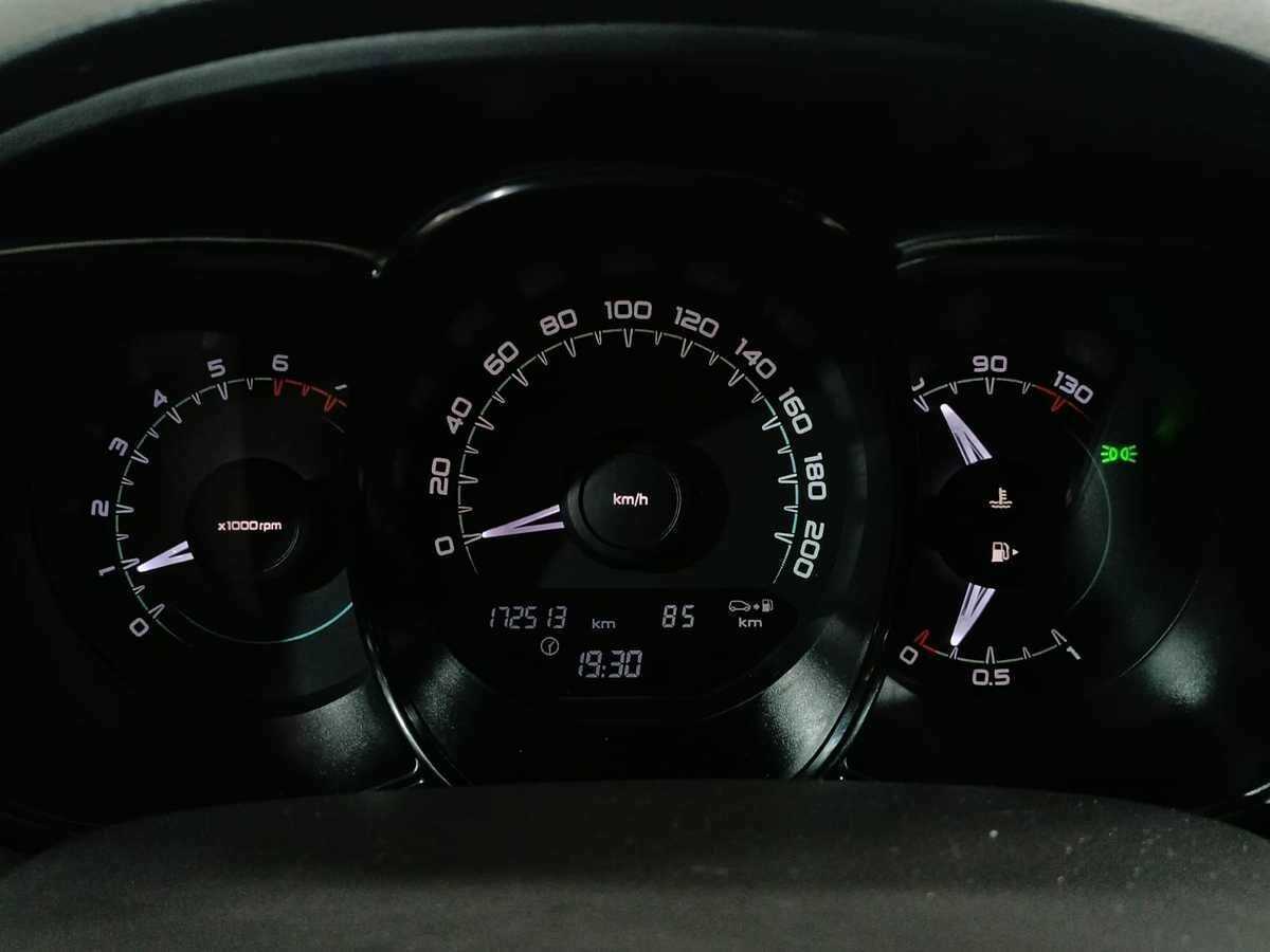 Лада (ВАЗ) Веста б/у, 2016, Механическая. Фото: #11