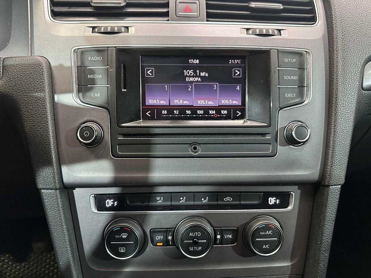 Volkswagen Golf б/у, 2013, Механическая. Фото: #12