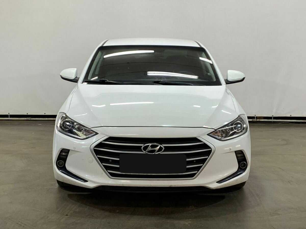Hyundai Elantra б/у, 2017, Автоматическая. Фото: #1
