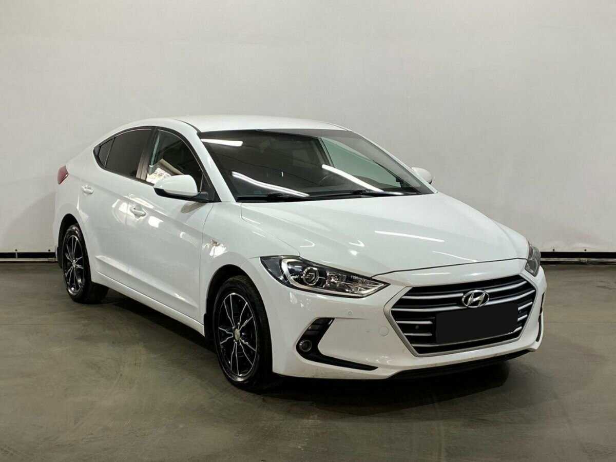Hyundai Elantra б/у, 2017, Автоматическая. Фото: #2