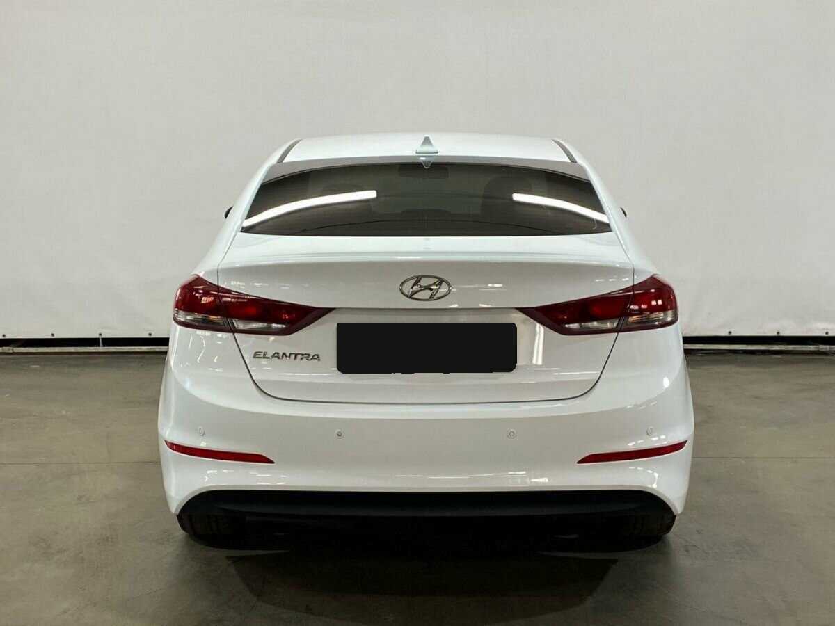 Hyundai Elantra б/у, 2017, Автоматическая. Фото: #5