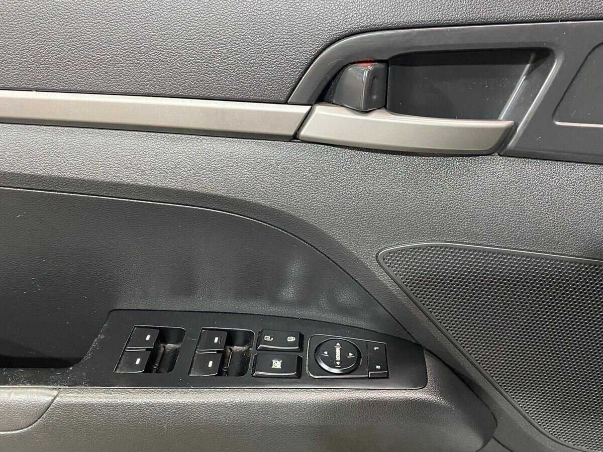 Hyundai Elantra б/у, 2017, Автоматическая. Фото: #15