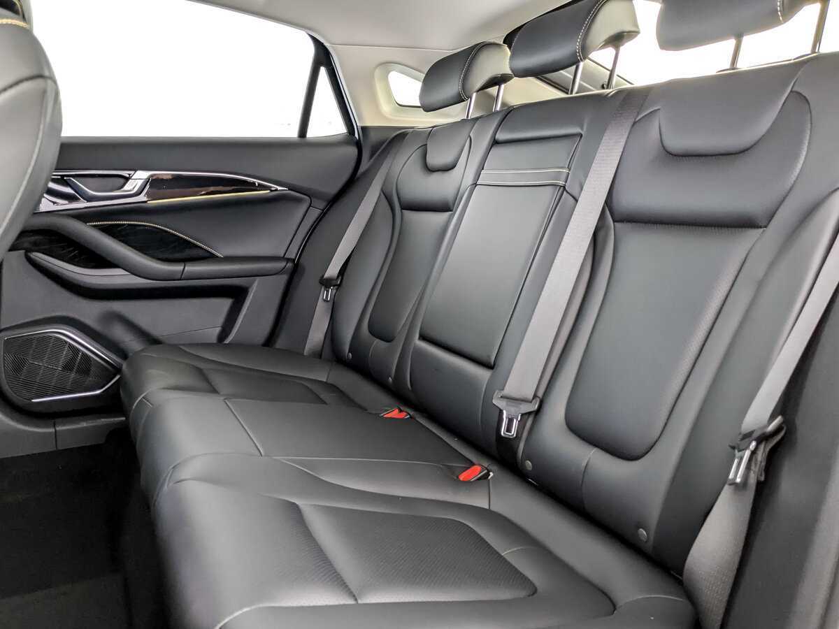 ФАВ Бестюн Б70 б/у, 2023, Автоматическая. Фото: #9