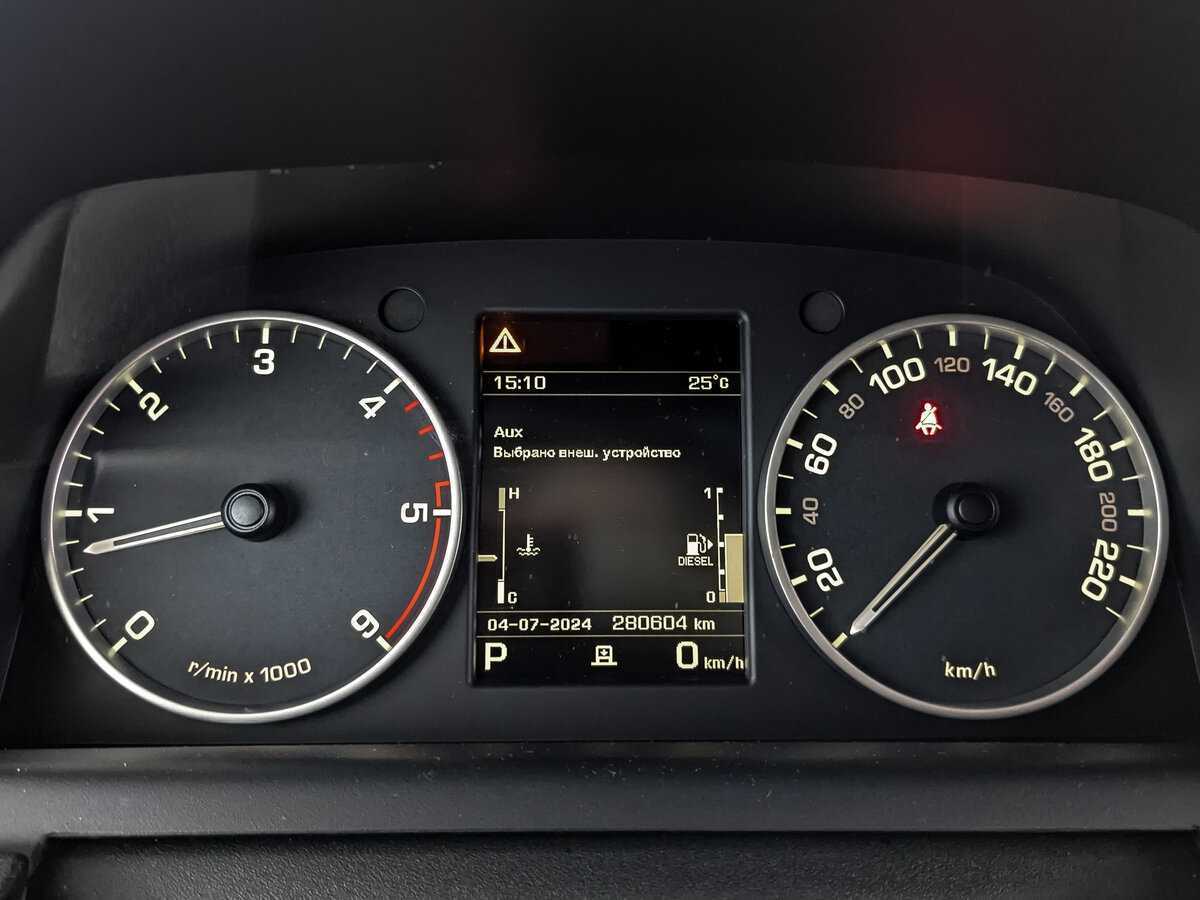 Лэнд Ровер Дискавери б/у, 2014, Автоматическая. Фото: #11