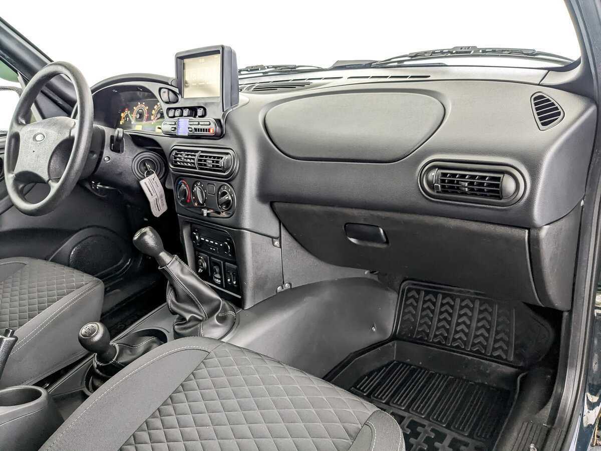 Lada (ВАЗ) Niva б/у, 2023, Механическая. Фото: #8