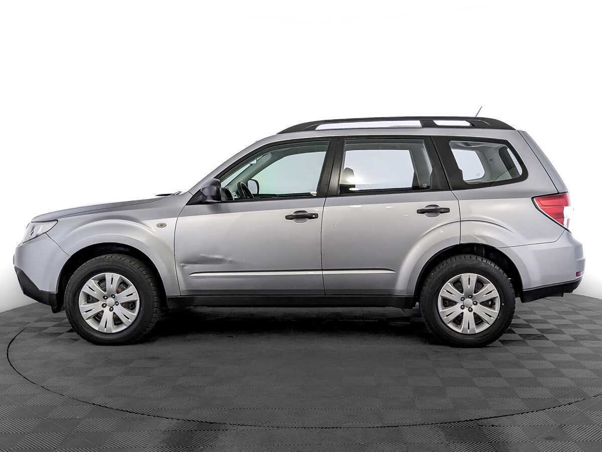 Subaru Forester б/у, 2012, Механическая. Фото: #7