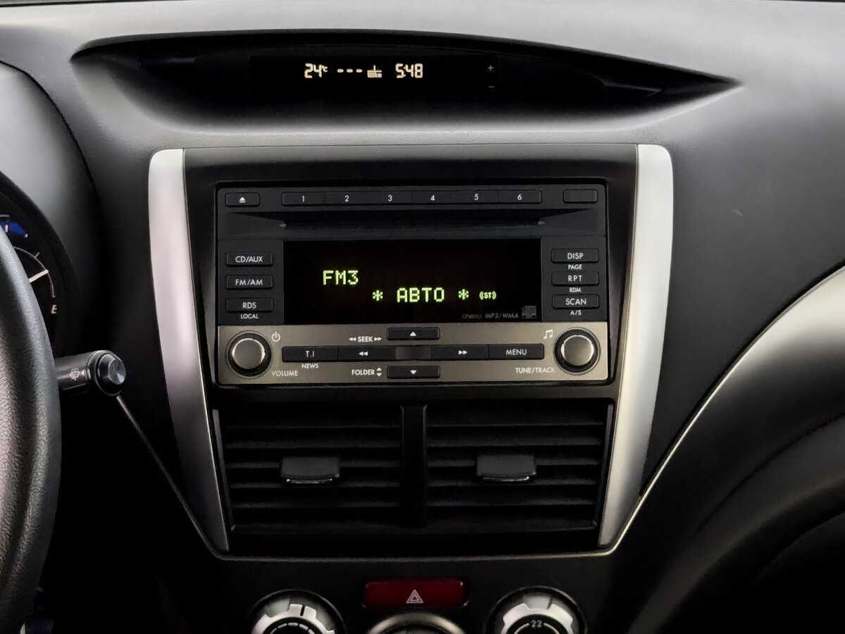 Subaru Forester б/у, 2012, Механическая. Фото: #12