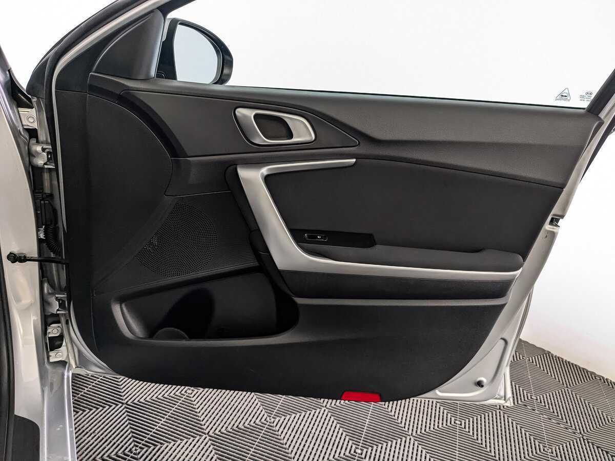 Киа Сид б/у, 2020, Механическая. Фото: #19